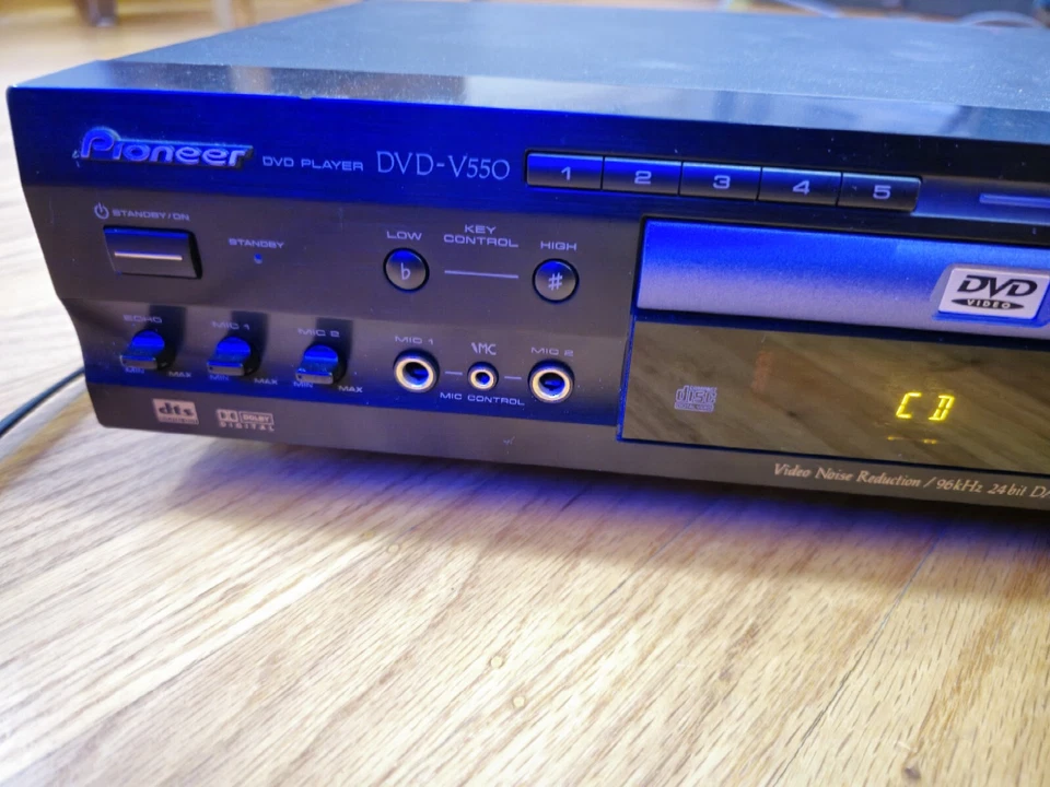 Pioneer Karaoke Player DVD-V550 AC110V NTSC Powers On Does Not Read Discs READ! - Image 4 of 4