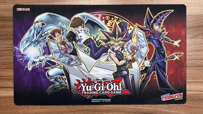 Yugioh New York Comic Con Yugi Dark Magician & Kaiba Blue Eyes Dragon Playmat