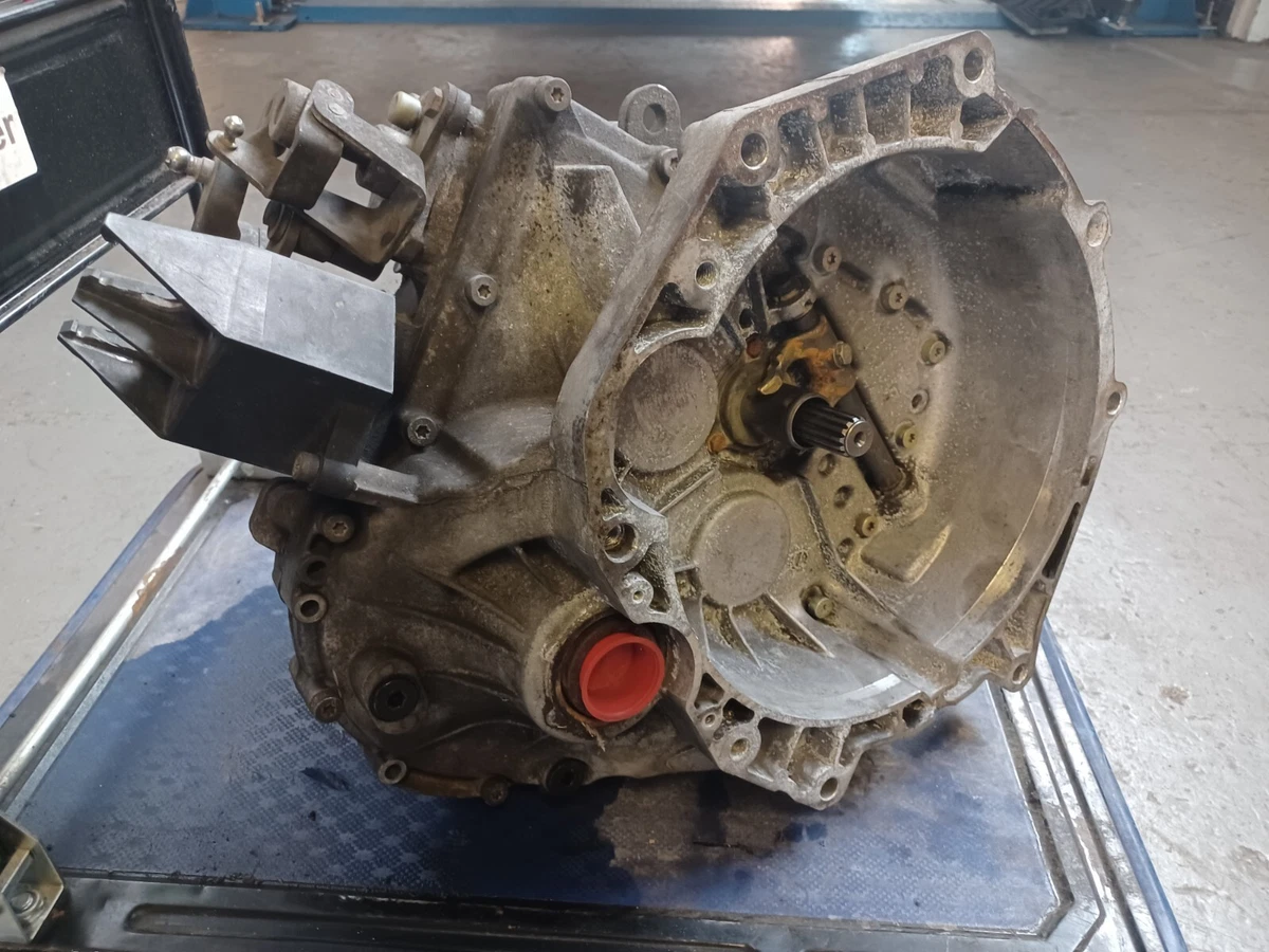 MINI BMW Cooper S R53 W11 1.6 Manual 6 Speed LSD Getrag Gearbox
