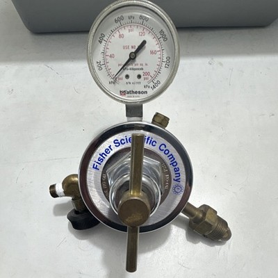 Fisher Scientific Company FS-50 Gas Welding Regulator Helium Dual Gauge
