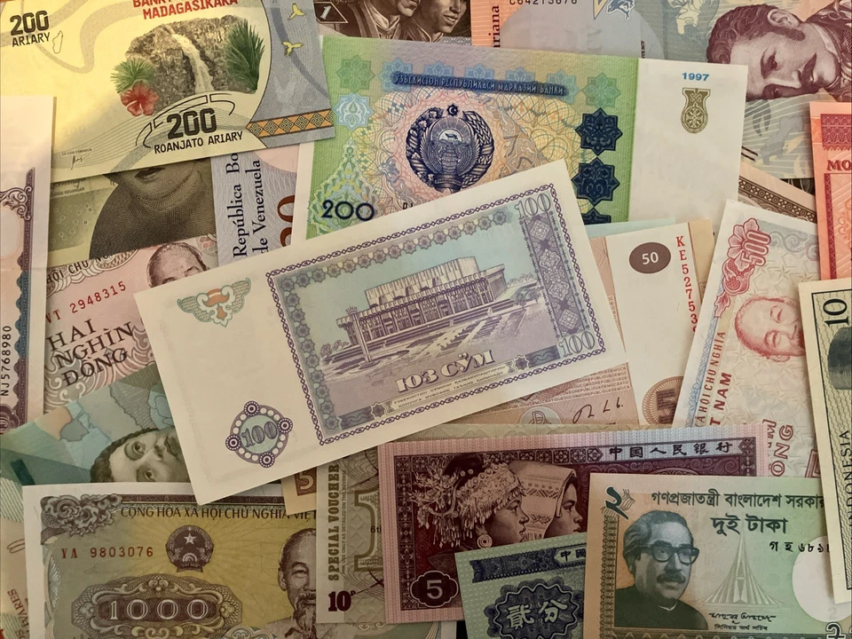 World Banknotes - All Uncirculated - All only 99p - PICK YOUR COLLECTION - Image 1 of 1