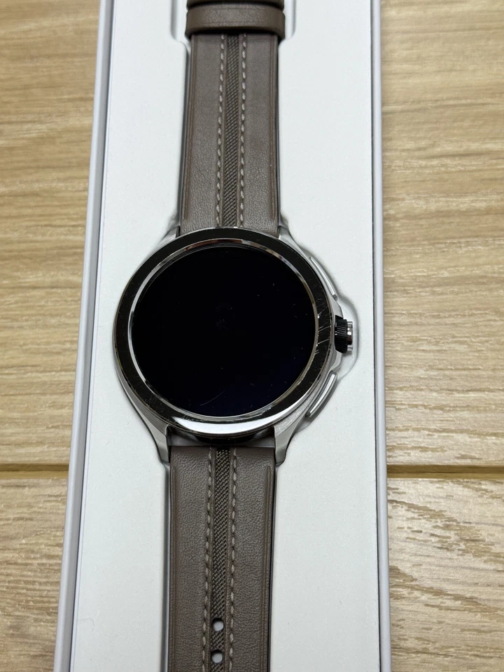 Xiaomi Watch 2 Pro - LTE (eSim) - Silver - Leather Strap - Lightly Used - Image 4 of 4