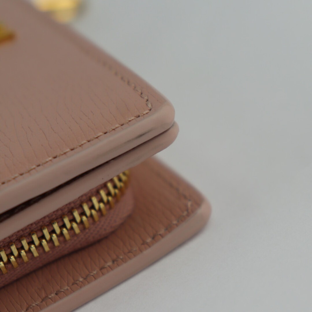 GUCCI Script Zip Around Wallet Two Fold Wallet 77… - image 5