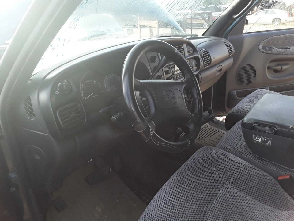 Luz de esquina/estacionamiento del conductor al lado del faro para camioneta Dodge 2500 94-02 1553853 Foto 3 de 4