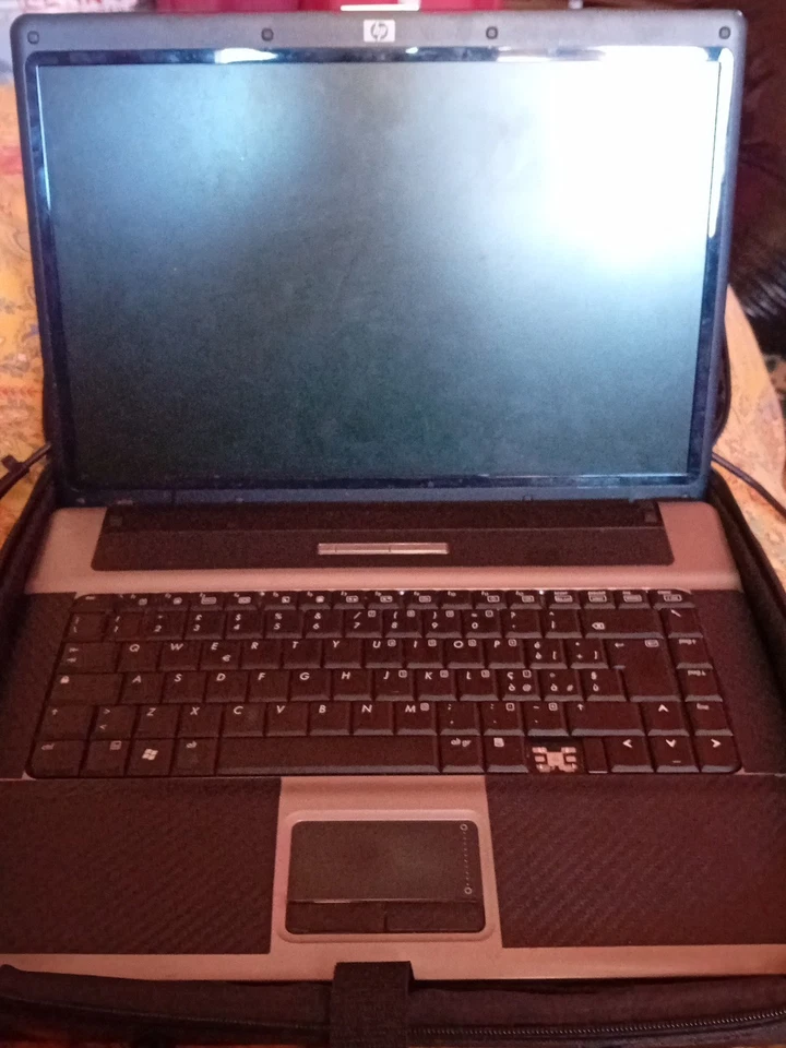 Pc Portatile Notebook HP compaq 6730s Intel Core 2 GB 300gb Hhd Windows 8 Laptop - Imagen 2 de 4