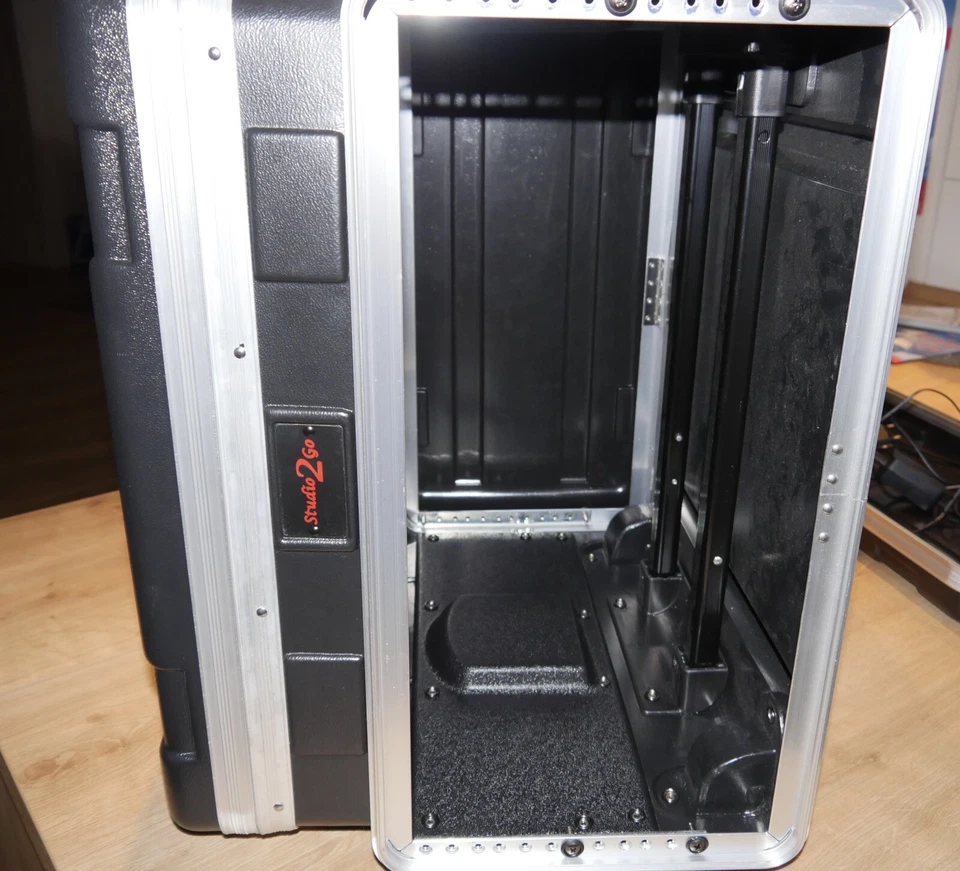 Gator GRC-STUDIO4GO-W Hartschalenrack 4HE - Bild 2 von 4