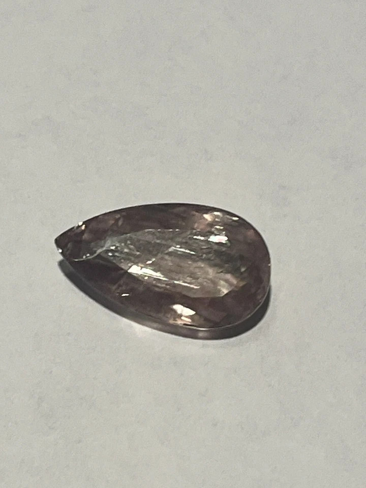 Диаспор 10,17 карата ЧИТАЙТЕ. ! Много изменения цвета сделать красивый большой кулон - Изображение 3 из 4