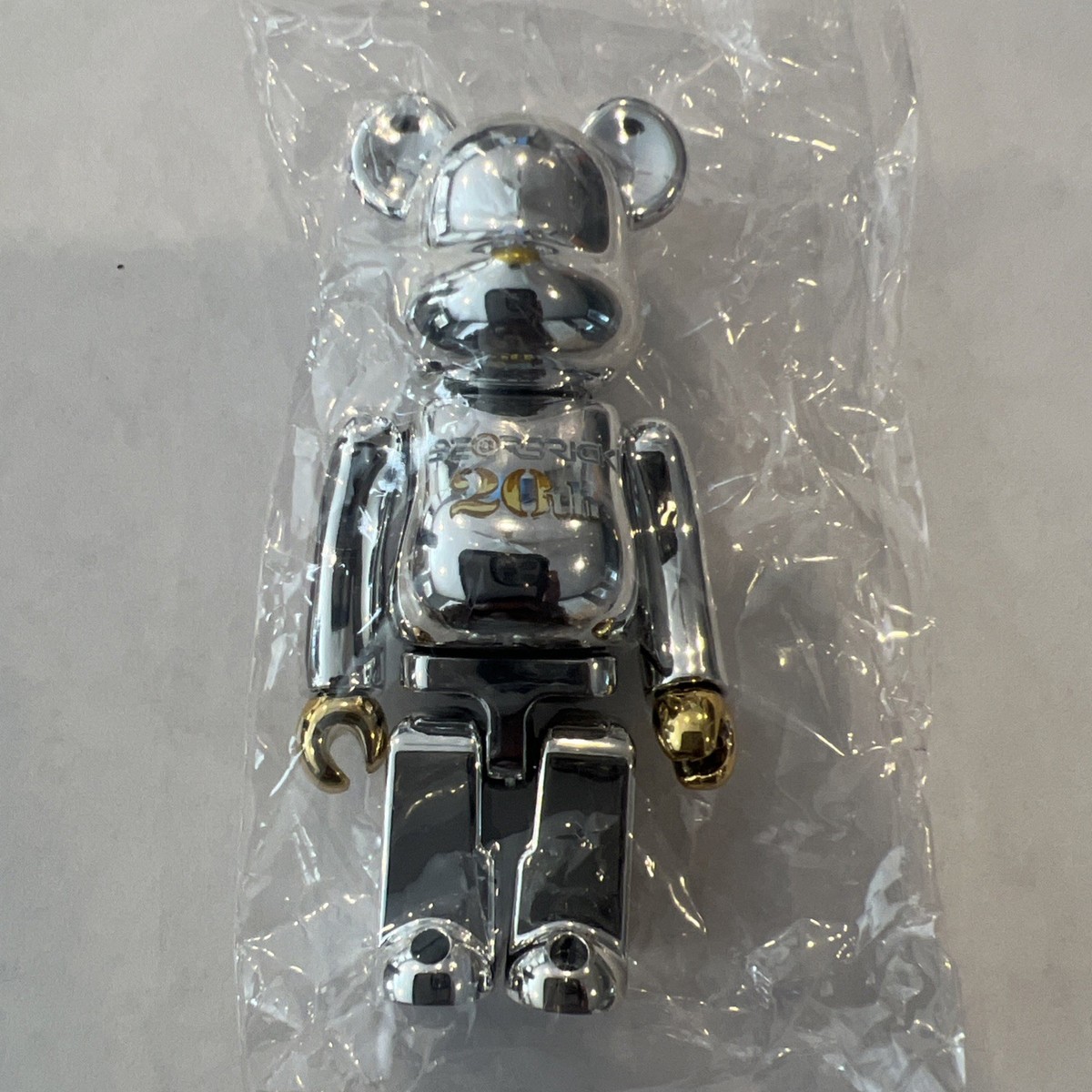 Medicom Be@rbrick 🐻🧱100% Bearbrick Series 42 Secret Silver 20th