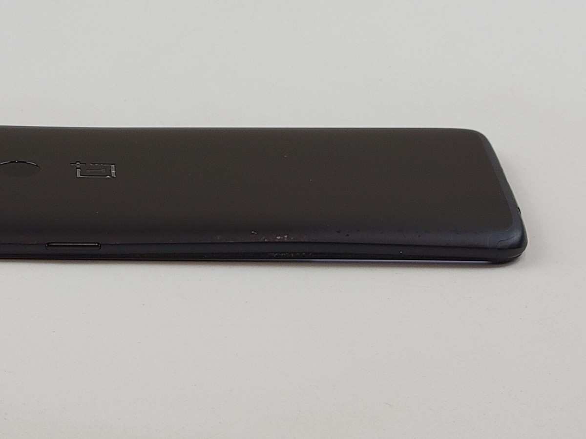【新品未開封】 OnePlus 5t 6GB RAM 64GB 黒 A5010 Amazon.com: OnePlus 5T A5010 64GB Midnight Black, Dual Sim