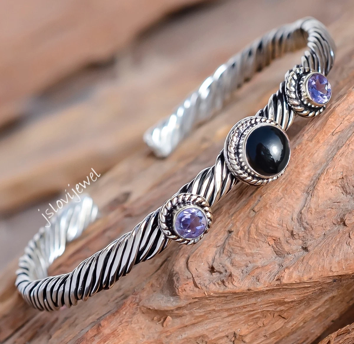 Amethyst and on sale black onyx