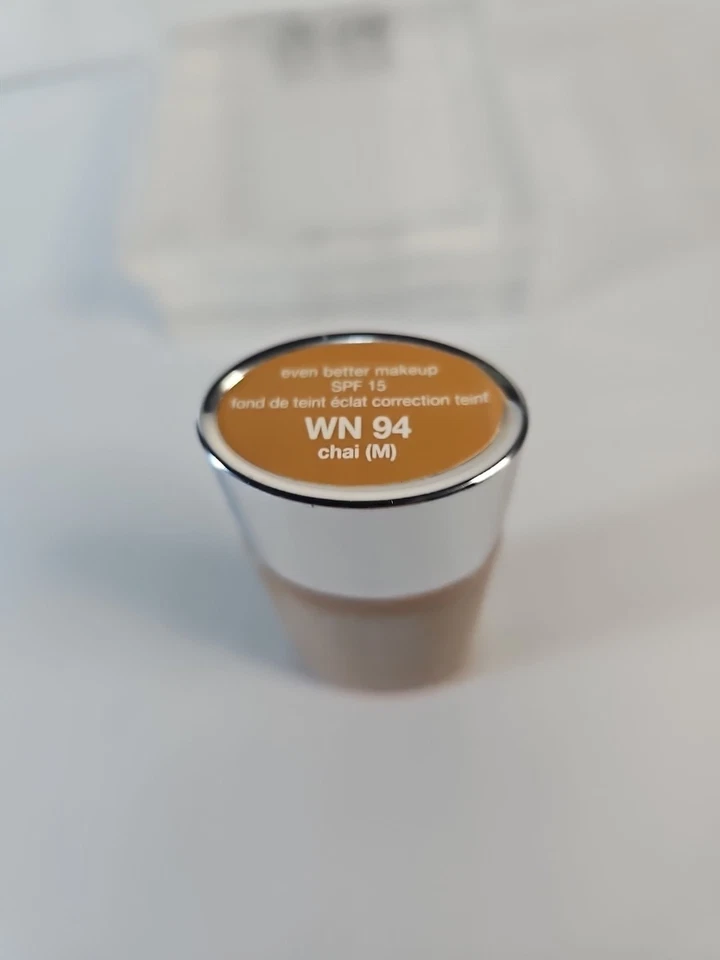 Brand new Clinique Even Better Makeup SPF 15 WN 94 chai 30ml - Image 4 of 4
