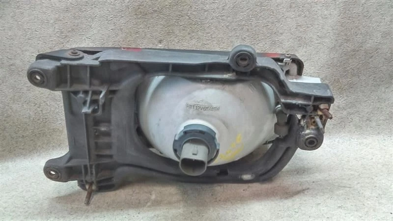 Driver Left Headlight Fits 98-99 HONDA PASSPORT F101-183146 - Image 4 of 4