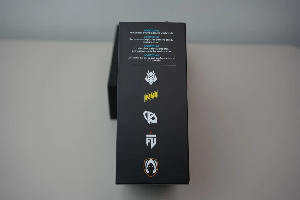 Logitech G PRO X SUPERLIGHT 2 DEX Wireless Gaming Mouse - FPS Lightweight 60g - Image 4 of 4