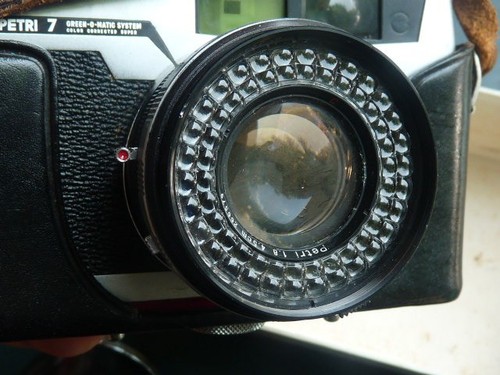 Cámara PETRI SEVEN 1.8 35mm con Funda de Cuero en Caja Original - Imagen 9 de 19