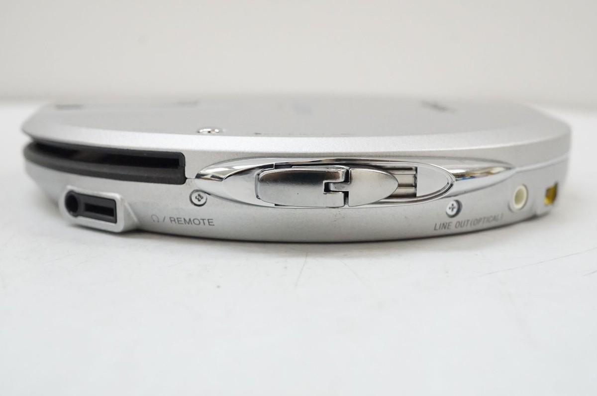 SONY D-E01 Walkman Portable CD Player Commemorative model unused