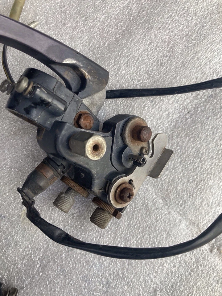 Левый и правый рычаги Yamaha Warrior - Изображение 4 из 4