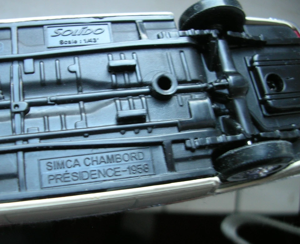 SIMCA Chambord 1958 scala 1/43 Solido - Immagine 3 di 4
