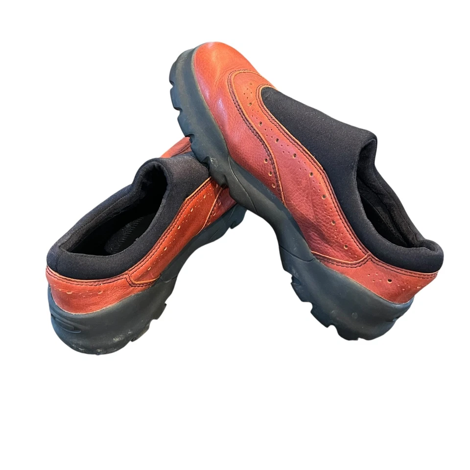 Sapatos de golfe vintage Oakley Overdrive marrom M 8,5 W 10,0 sapatos de sela Spikes 2001 - Imagem 2 de 4