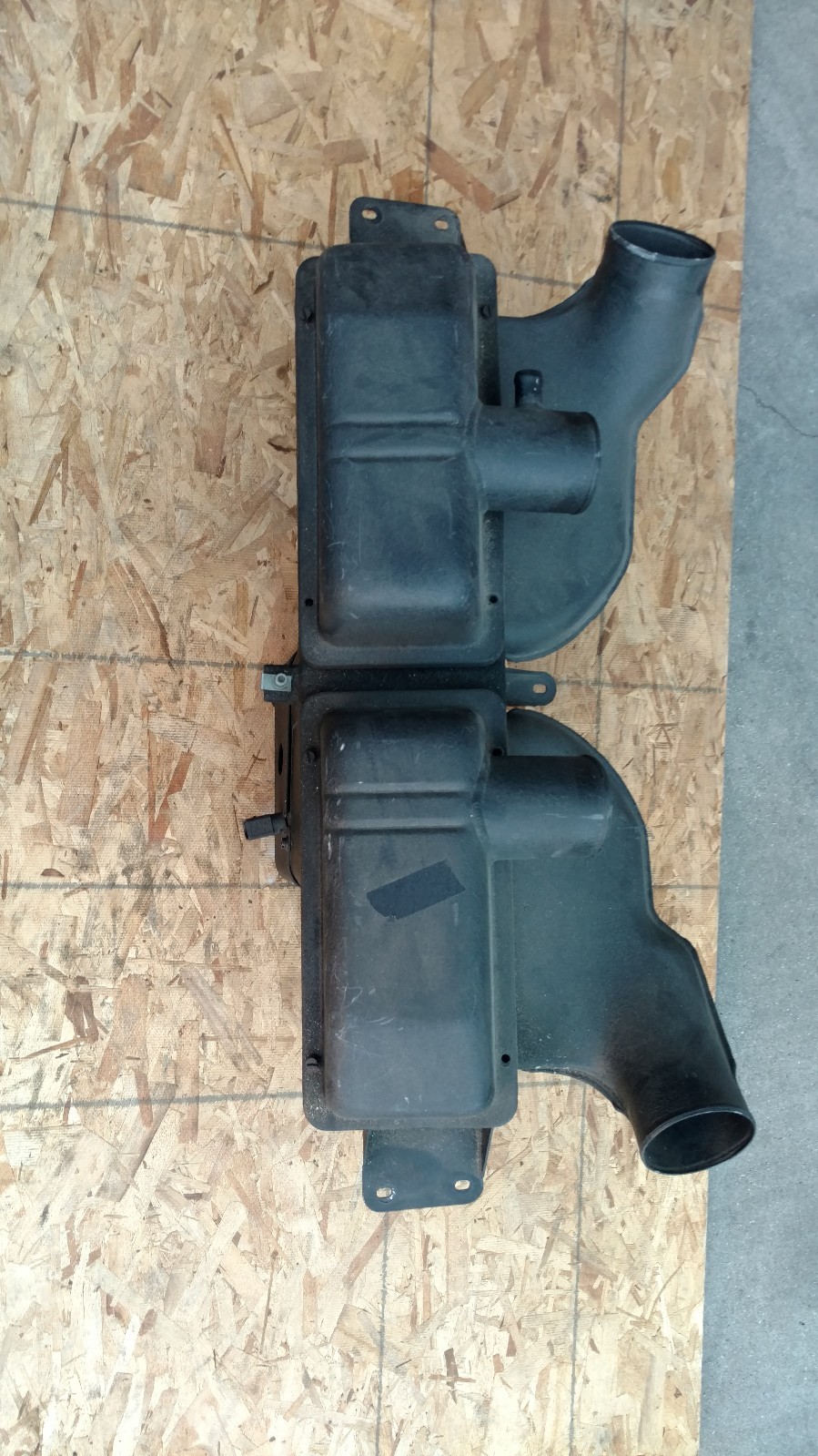 LAMBORGHINI GALLARDO AIR INTAKE CLEANER BOX OEM