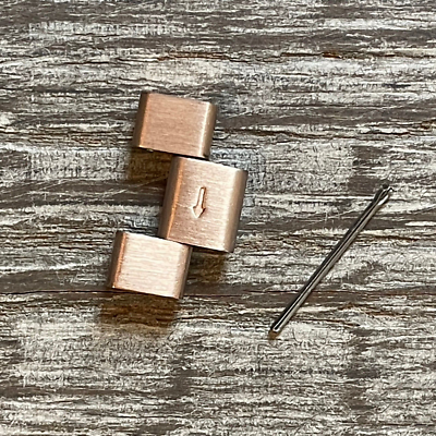 Michael Kors MK 5128 Rose Gold Watch Band - Single Links  display picture 3