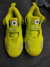 Brand New Mike Shoes