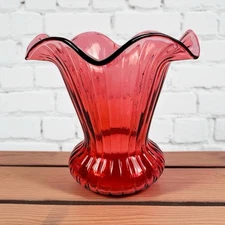Fenton Cranberry Glass Ribbed Vase Ruffled Rim Flared 6” Vintage Art Glass