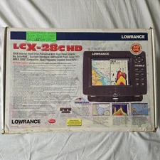 LOWRANCE LCX-28C HD GPS CHARTPLOTTER FISHFINDER RADAR MFD w/ MOUNT & SUN COVER
