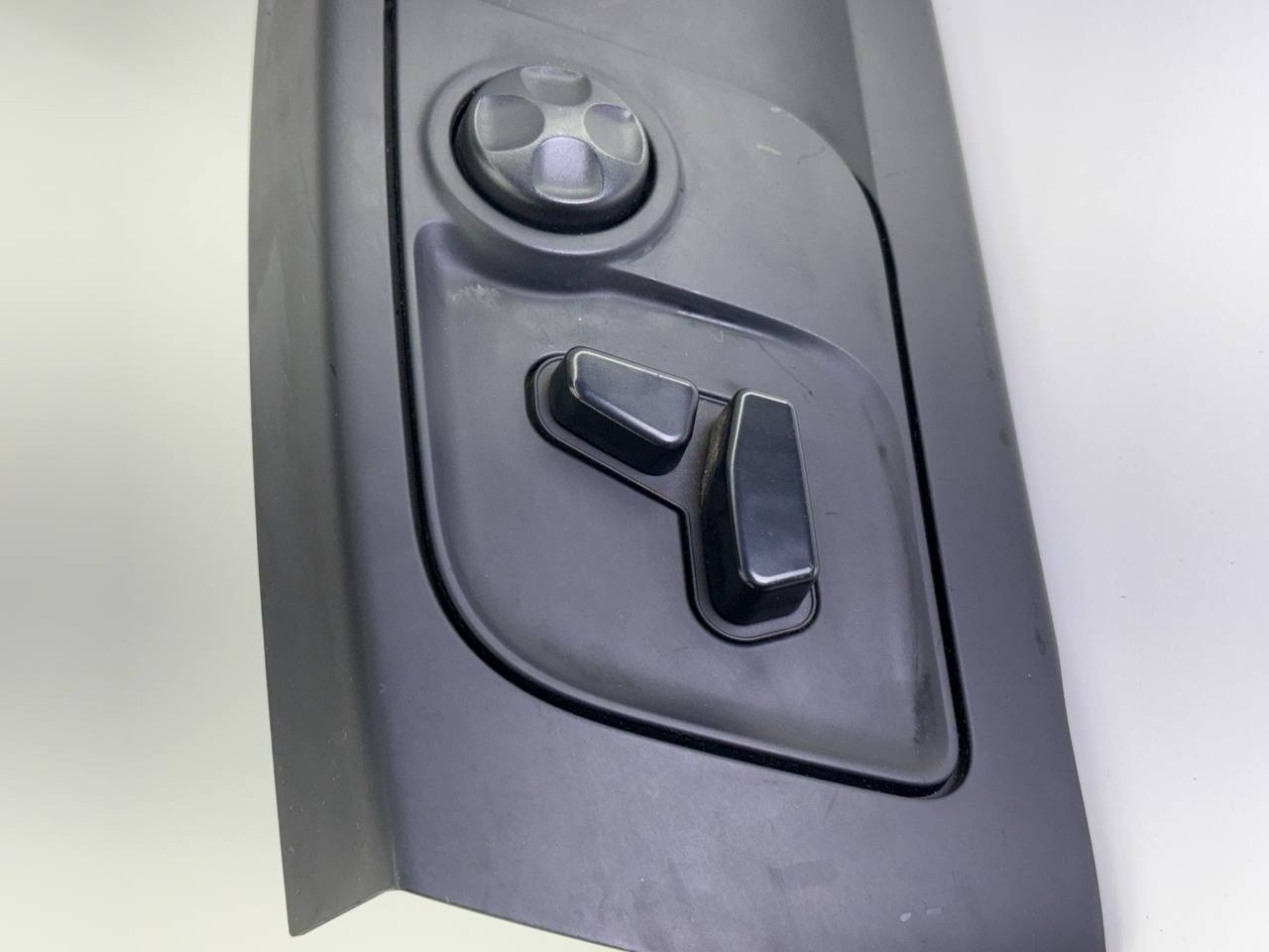 MASERATI GHIBLI FRONT LEFT SIDE DRIVER SEAT CONTROL SWITCH 2014 - 2020 Black 375