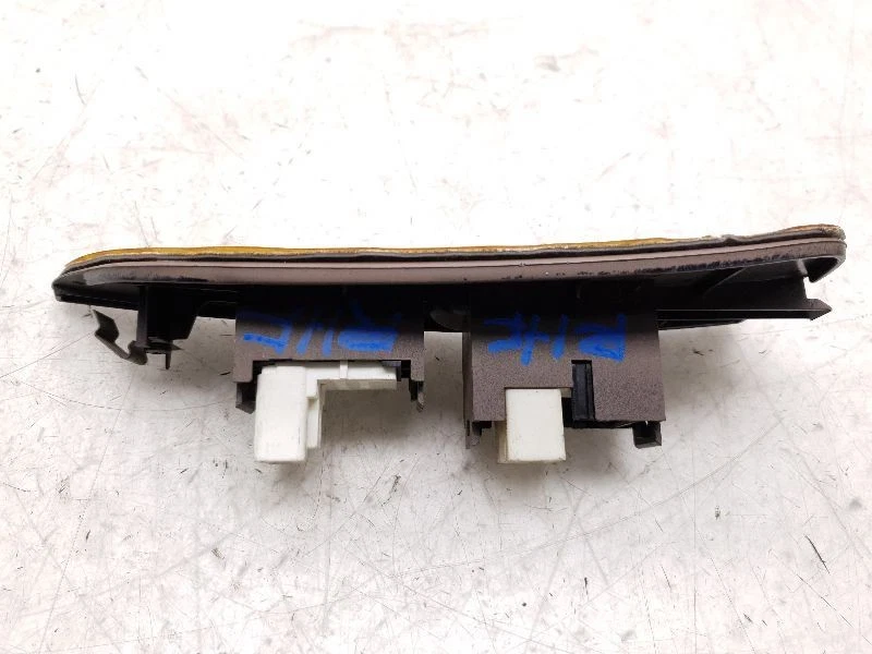 1997 TOYOTA AVALON XLS PASSENGER SIDE FRONT DOOR WINDOW SWITCH  - Image 3 of 4