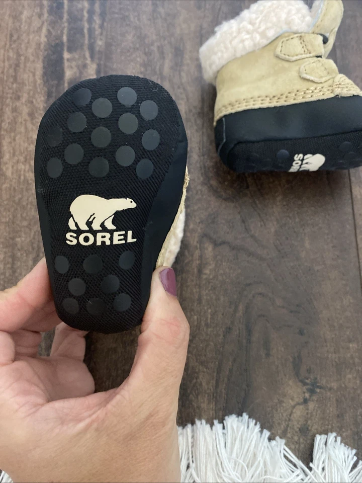 NEW SOREL CARIBOOTIE NEWBORN BOOTIES SHOES BOOTS tan INFANTS BOYS GIRLS  SIZE 1 - Image 2 of 4