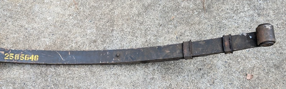 1966 1967 Chrysler New Yorker левая задняя листовая пружина в сборе новый из старых запасов MoPar - Изображение 3 из 4