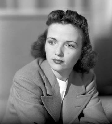 Bonnie Blue Eyes is heard on WBBMs Radio Farm Service Hour Bonni 1940s Photo 2