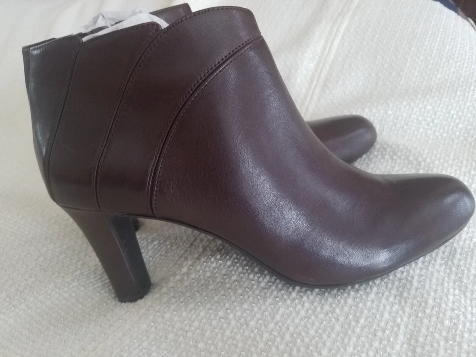 Sapatos de salto Alex Marie couro marrom escuro tamanho 8,5 m novo sem etiquetas - Imagem 4 de 4