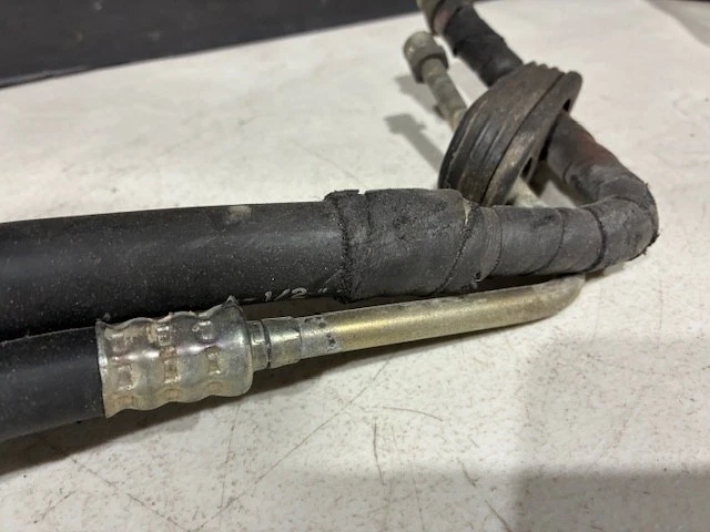 BMW AC MANGUERA AIRE ACONDICIONADO PAR HVAC E30 318i 325i 325iX 86-93 OEM 64538391048 Foto 4 de 4