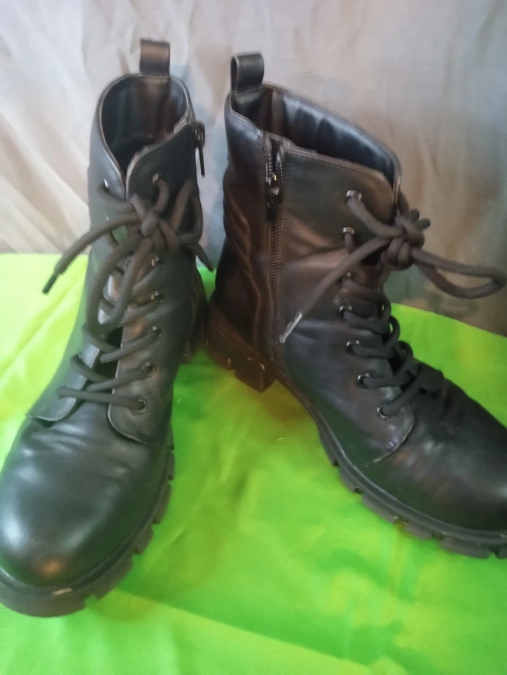 Mia Niños Niñas Pequeñas/Grandes Lil-Annamaria Botas de Combate Zapatos con Cordones Negros Foto 4 de 4