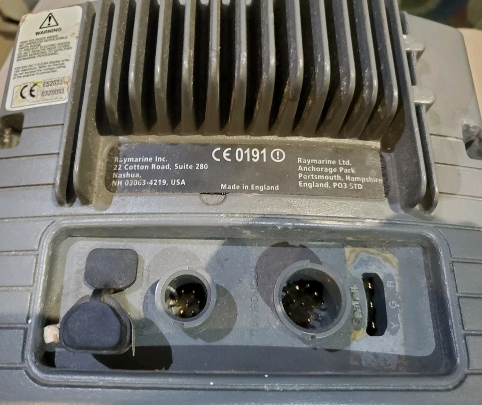 Raymarine RL70C+ HSB2 Pathfinder Display E52033 Chartplotter Head Unit  - Image 4 of 4