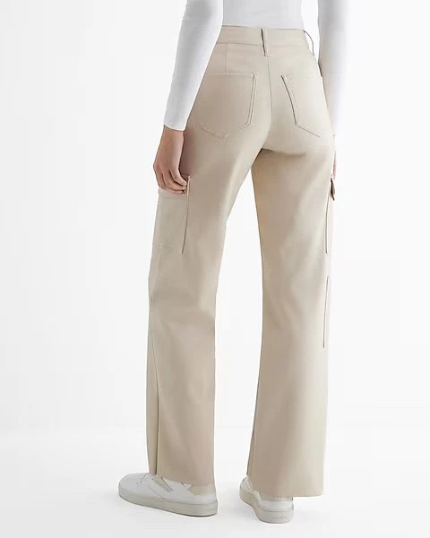 Pantalones cargo Express Express cintura alta imitación cuero pierna ancha talla 0 crema 0R nuevos en paquete Foto 4 de 4