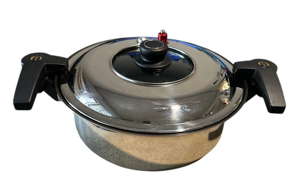 Ultrex Ultimate Pressure Cooker 18 / 10 Stainless Steel 6 Qt 42281 02 0201