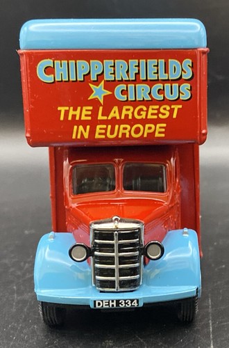 Corgi Classics Chipperfields Circus ~ BEDFORD PANTECHNIICON BILLY SMEE WARDROBE - Picture 8 of 19