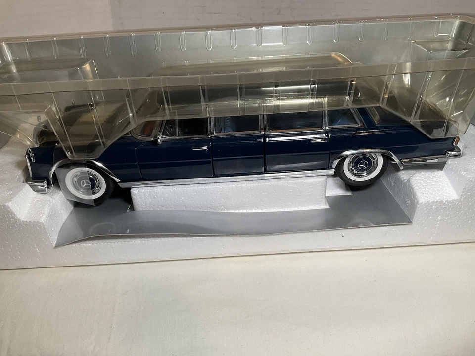 1966 MERCEDES BENZ 600 PULLMAN, SUN STAR 1:18 Dark Blue Die Cast In The BOX - Image 2 of 4