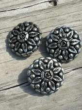 3 Large Round Silver Tone Plastic Flower Sewing Shank Buttons 30mm Metal Effect