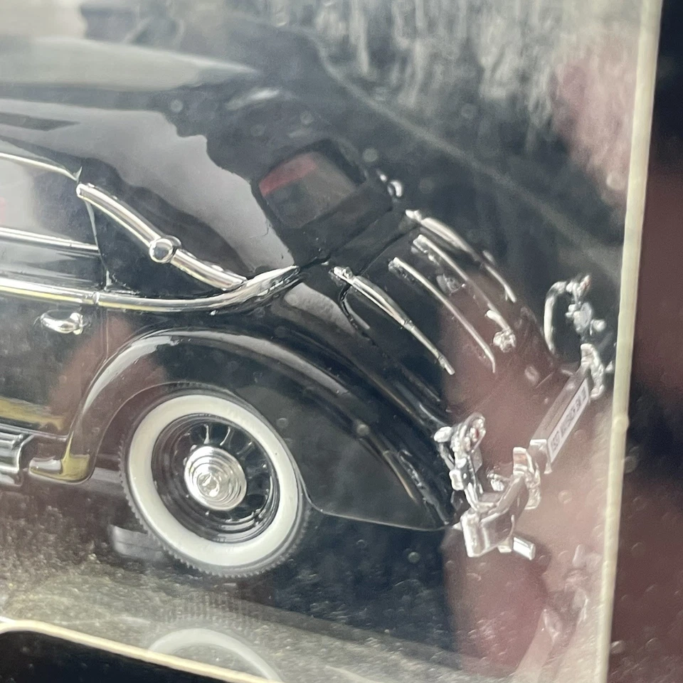 Signature Models Boxed 1:43 Scale Maybach 1937 SW 38 4 Door Cabriolet Spohn - Image 4 of 4