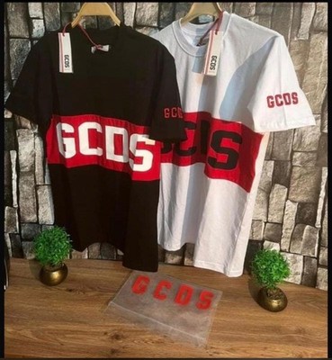 GCDS T-SHIRT WEISS UND SCHWARZ MIT GRÖßEN S BIS XXL