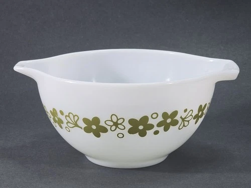 Vintage Pyrex Crazy Daisy Spring Blossom Bowl #441 1-1/2 Pt Pouring Lip