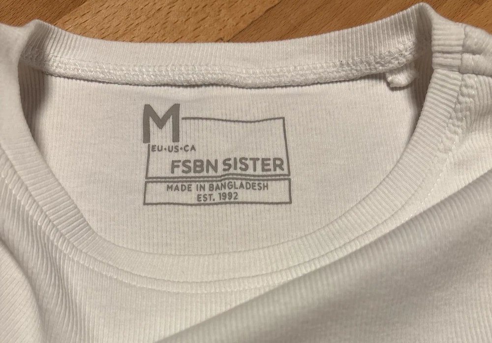 2 Rippen Shirts, kurzarm creme und weiß H&M, FSBN Sister