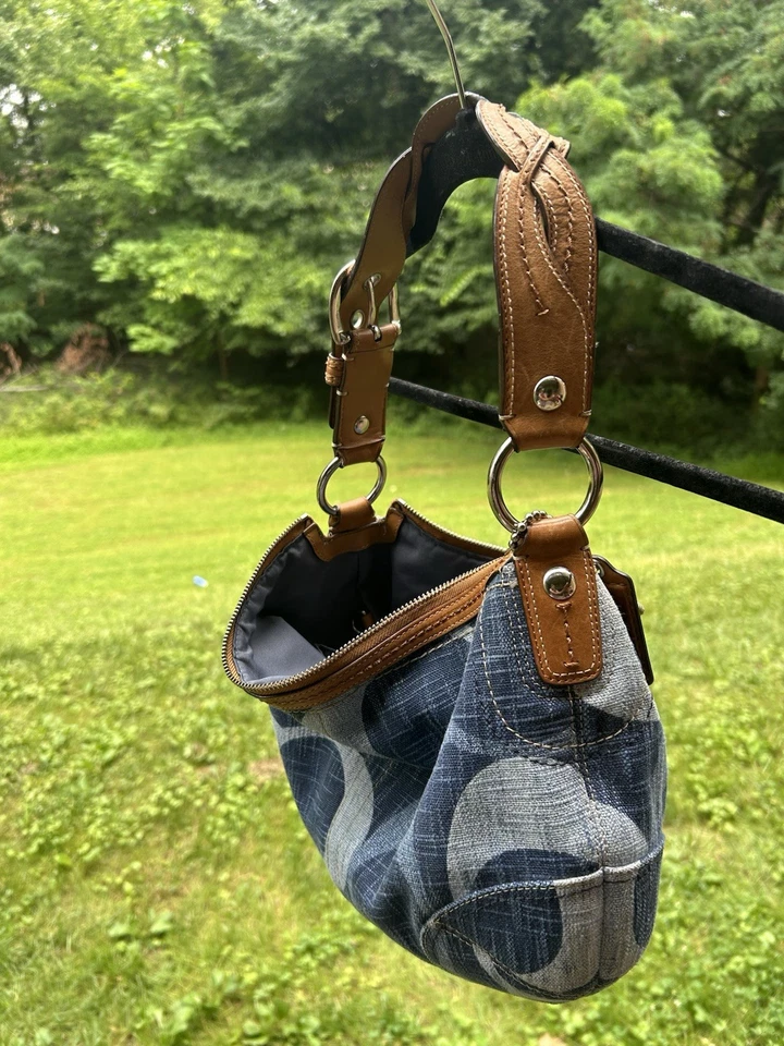 Coach Signature Tonal Logo Denim Hobo Shoulder Bag Purse 12190 Navy Brown Used - Image 3 of 4