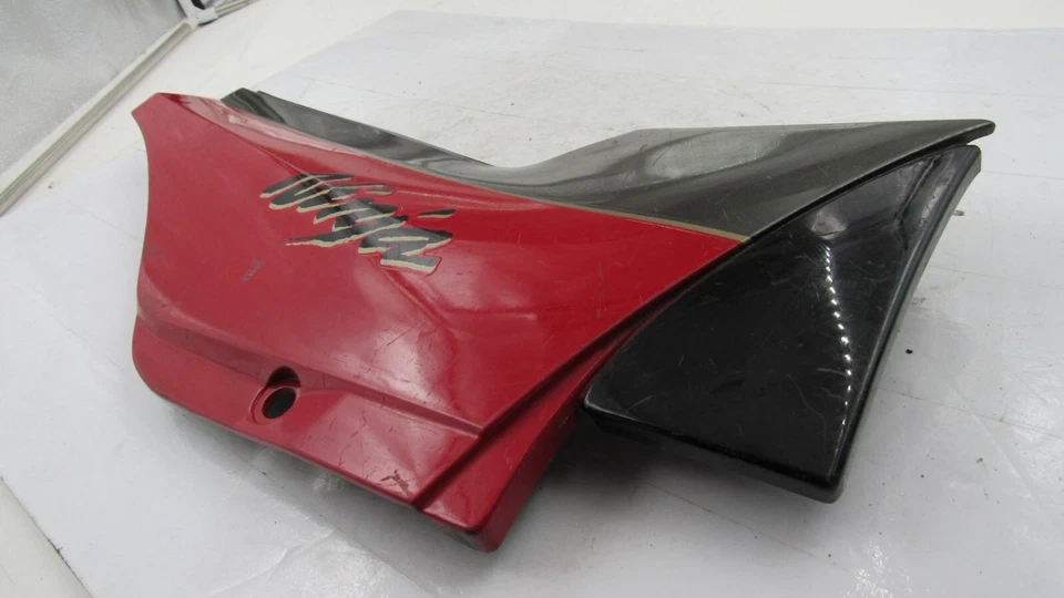 1984 Kawasaki ZX900-A 900 900R Ninja Right Side Body Panel Frame Cover - Image 4 of 4