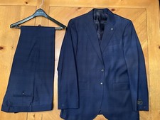 Made in USA from Italian Wool, Jos. A. Bank Reserve 40 R (34 Waits), Blue plaid