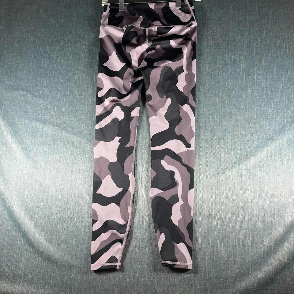 Leggings femininas Under Armour Heatgear Celliant tamanho P multi camuflagem puxar - Imagem 2 de 4