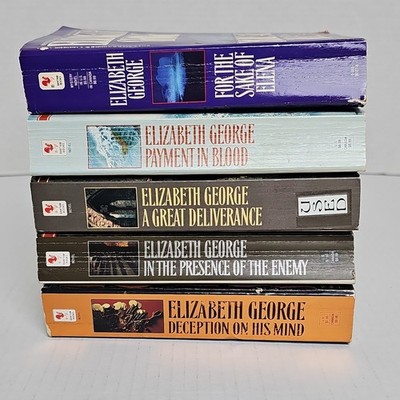 Elizabeth George Inspector Lynley Mystery Paperback Lot (5)
